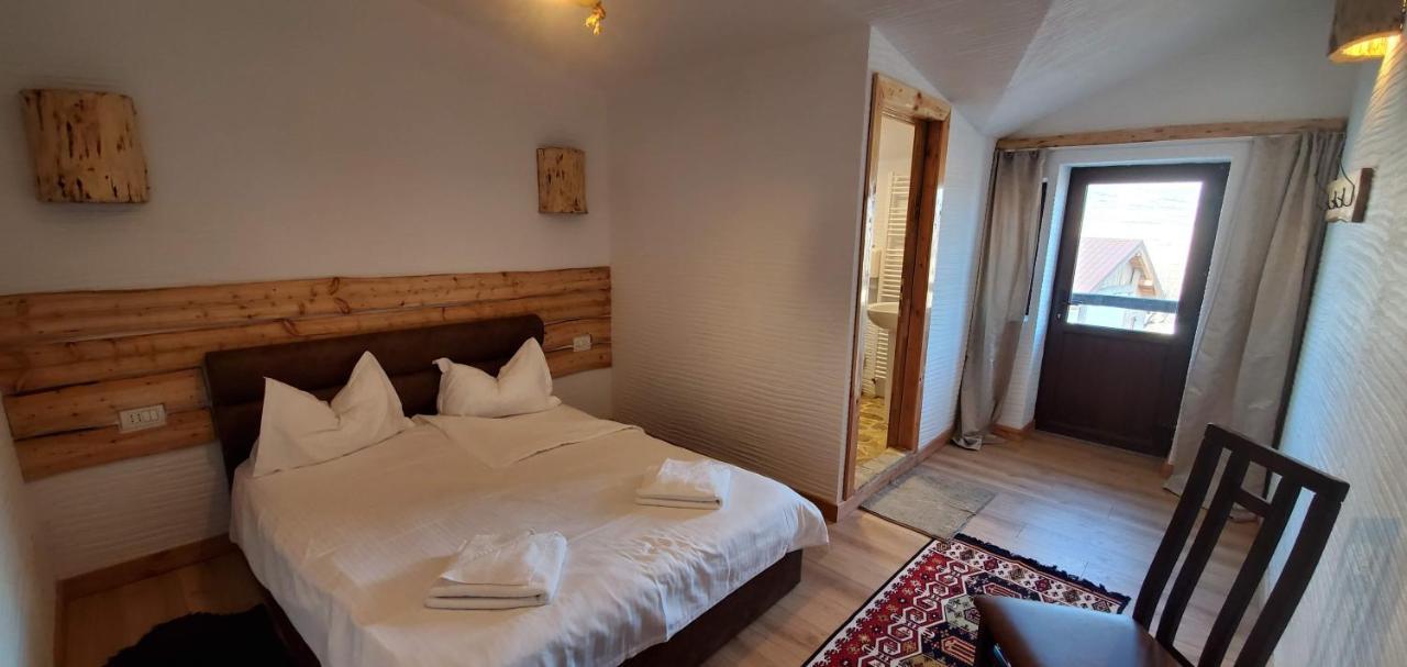 Ferma Dacilor Hotell Tohani Exteriör bild