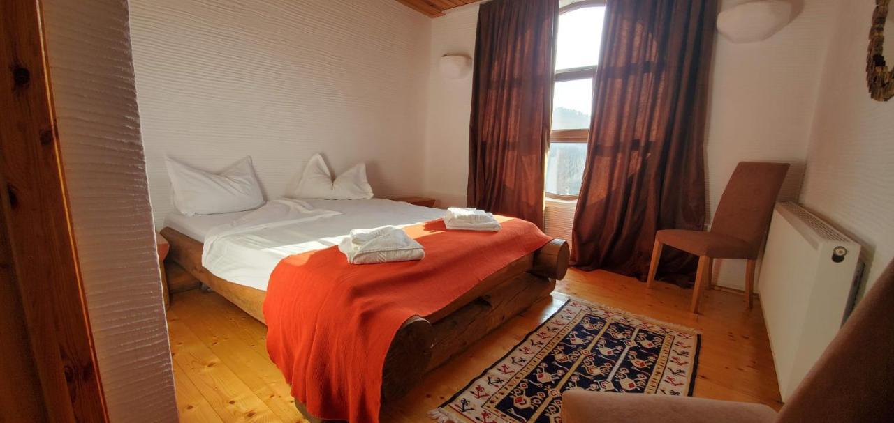 Ferma Dacilor Hotell Tohani Exteriör bild